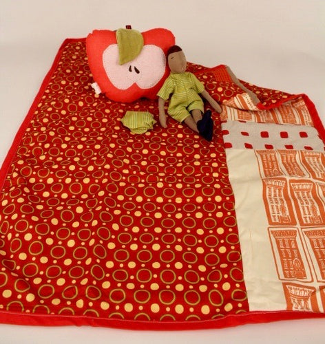 Apple pillow & Quilt